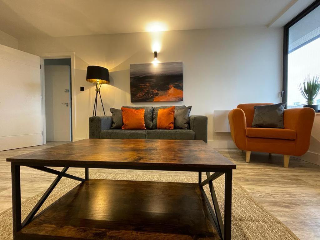 Kingsbridge Point - Cosy One Bed Apartments Near Town Centre, Swindon Luaran gambar