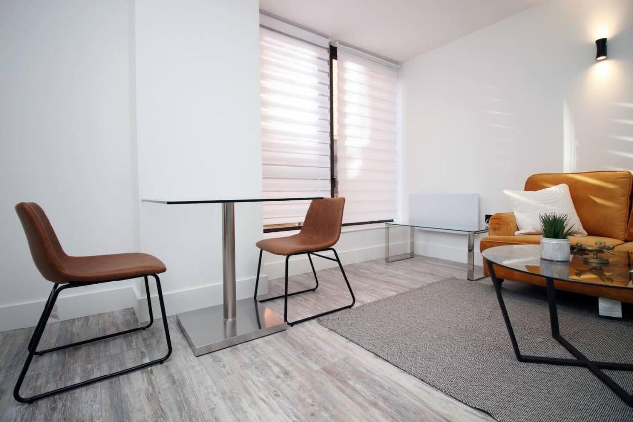 Kingsbridge Point - Cosy One Bed Apartments Near Town Centre, Swindon Luaran gambar