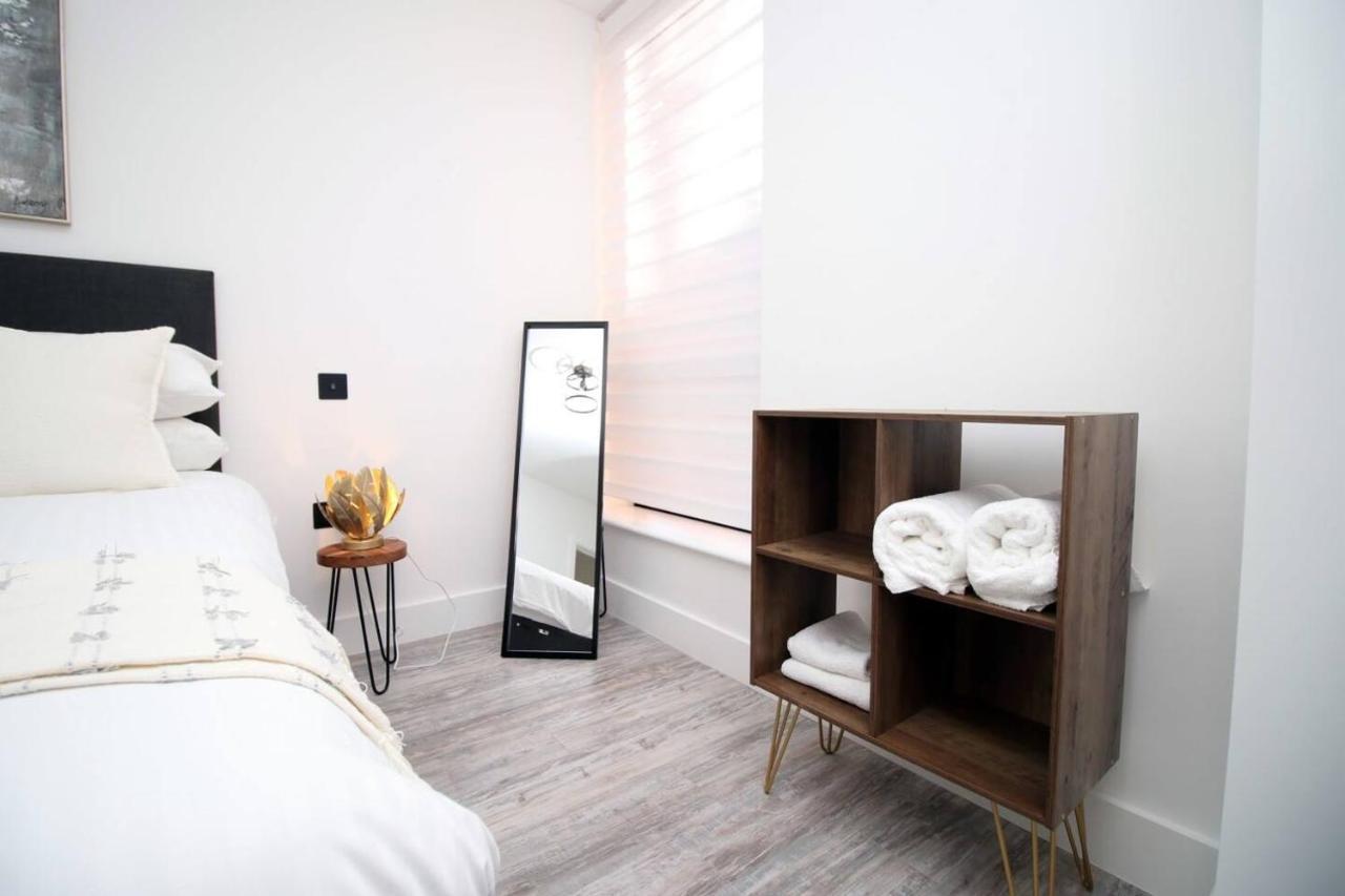 Kingsbridge Point - Cosy One Bed Apartments Near Town Centre, Swindon Luaran gambar