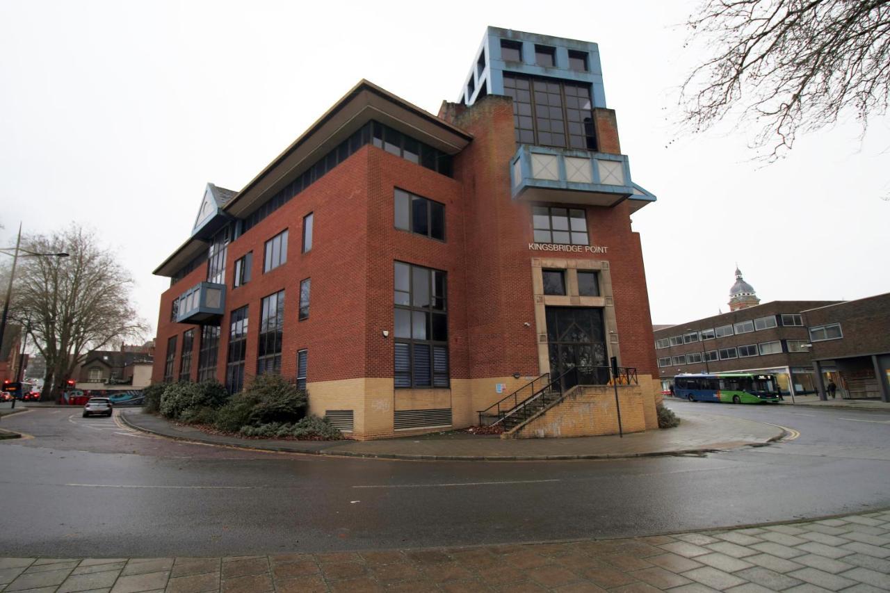 Kingsbridge Point - Cosy One Bed Apartments Near Town Centre, Swindon Luaran gambar